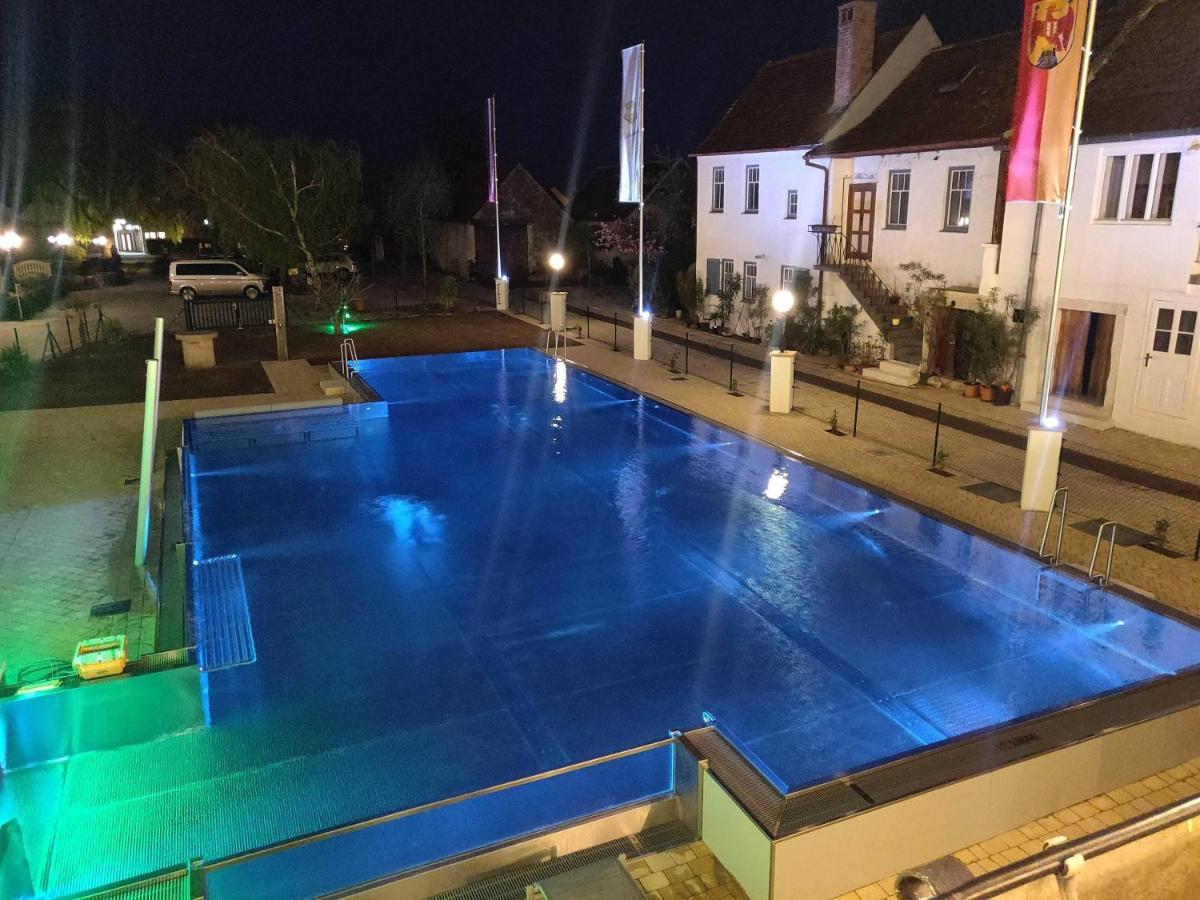 Das-Schmidt Privathotel Mörbisch am See Zewnętrze zdjęcie