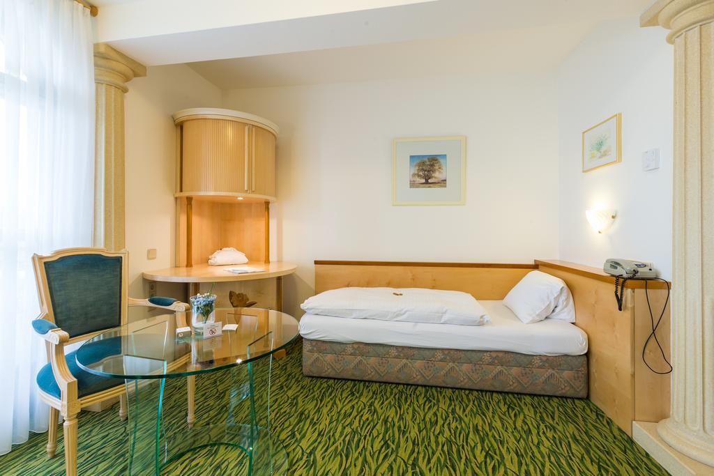Das-Schmidt Privathotel Mörbisch am See Zewnętrze zdjęcie